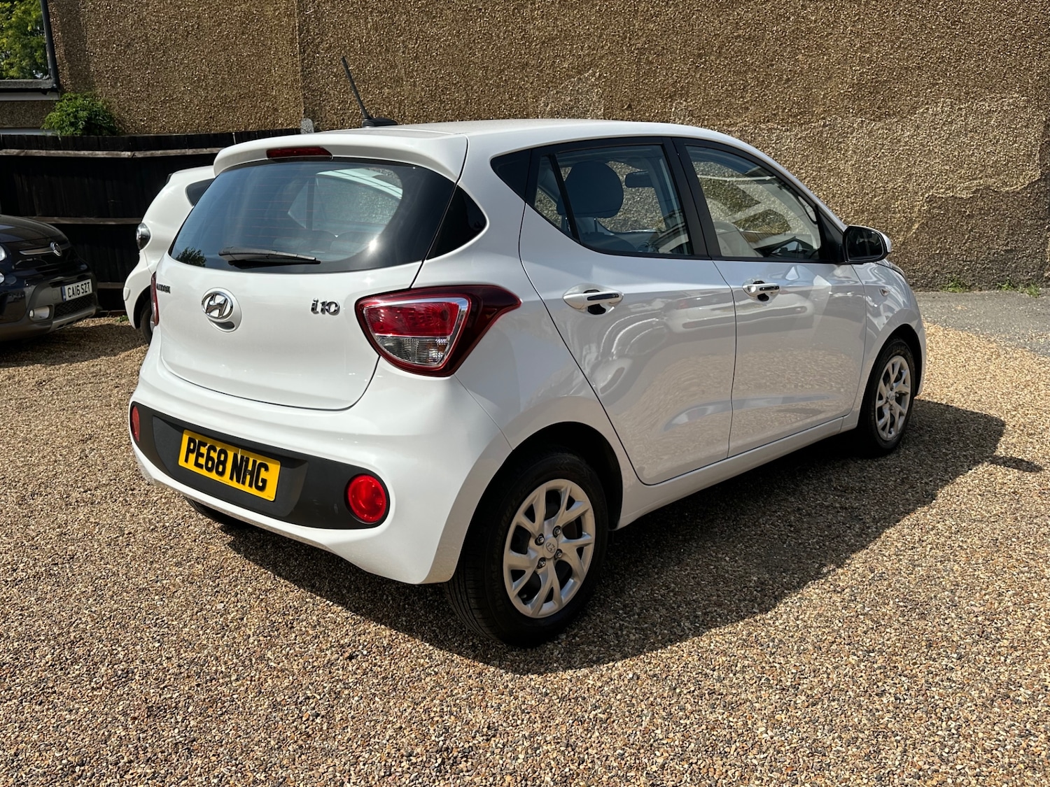 Used Hyundai i10 2018 for sale - 77393631: Photo 7