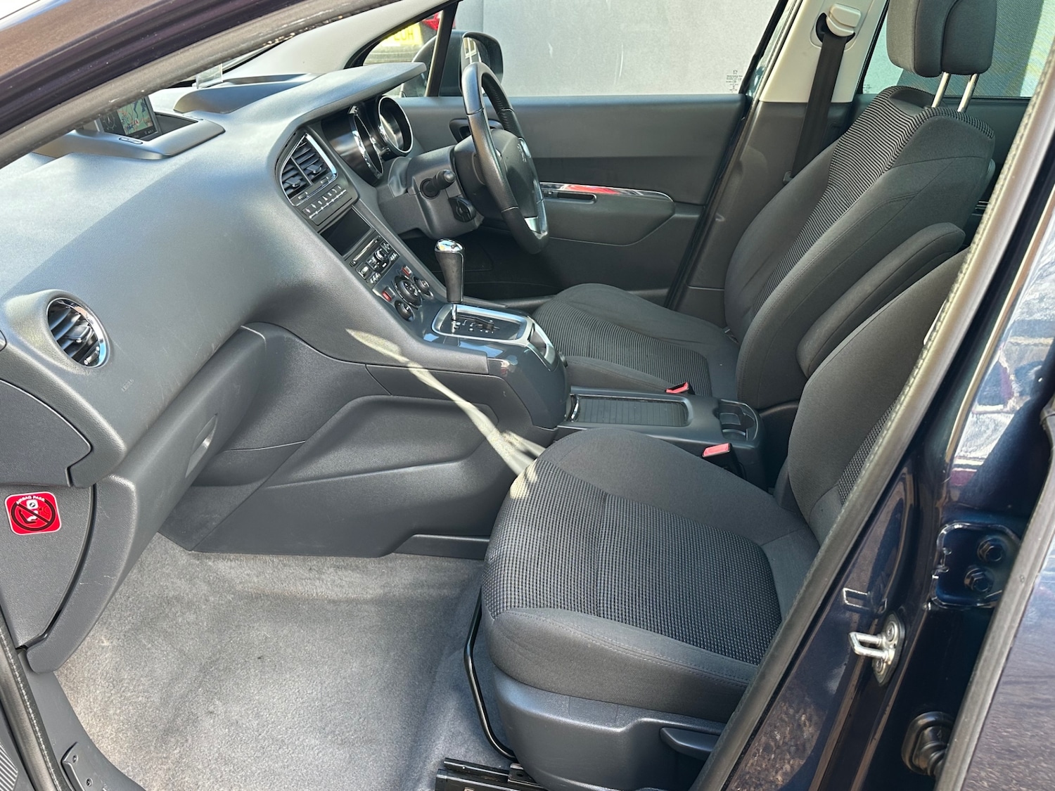 Used Peugeot 5008 2015 for sale - 77393614: Photo 21