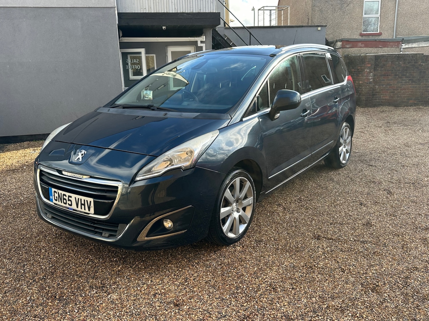 Used Peugeot 5008 2015 for sale - 77393614: Photo 3
