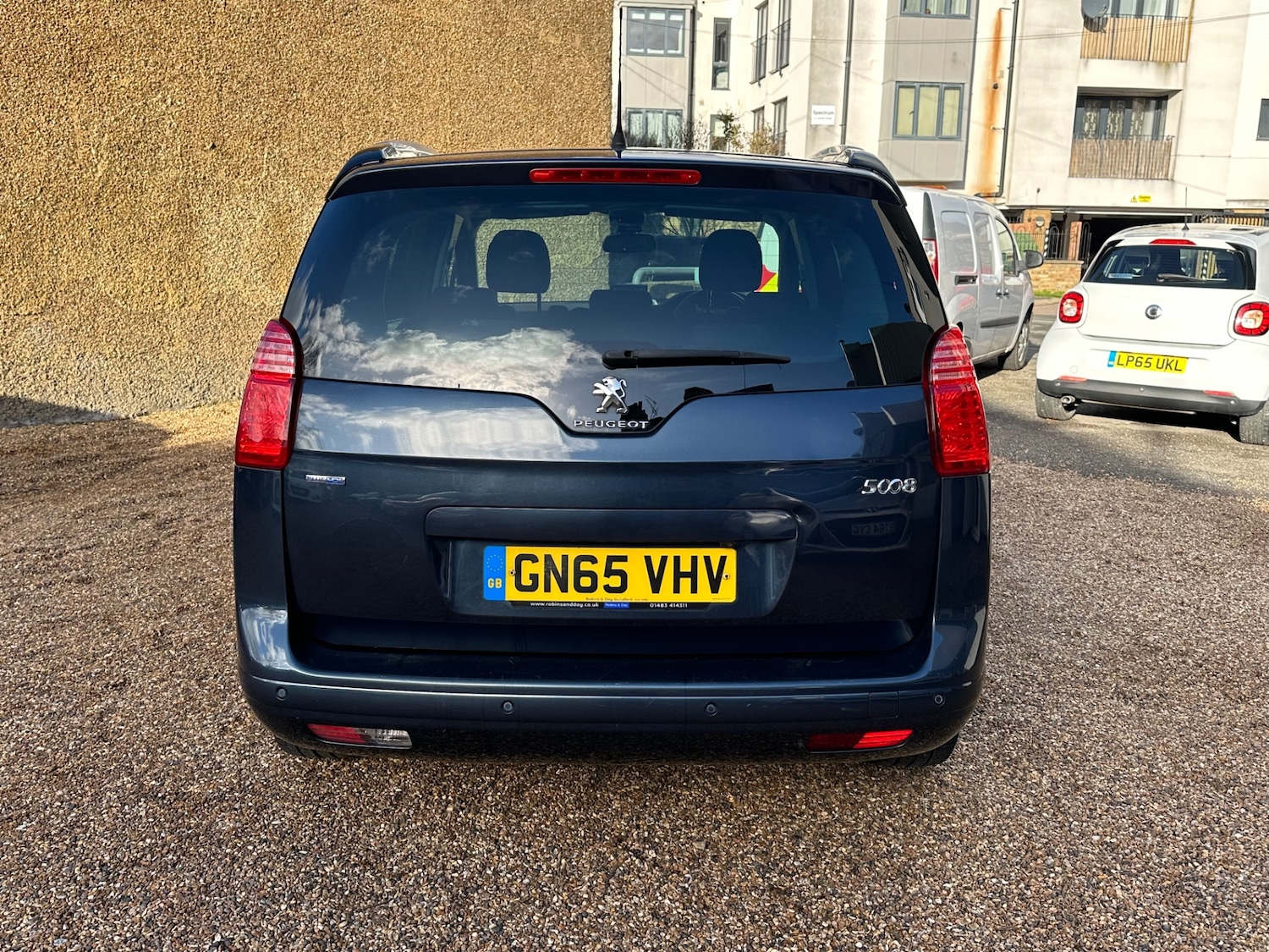 Used Peugeot 5008 2015 for sale - 77393614: Photo 4