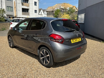Used Peugeot 208 2019 for sale - 75583214: Photo