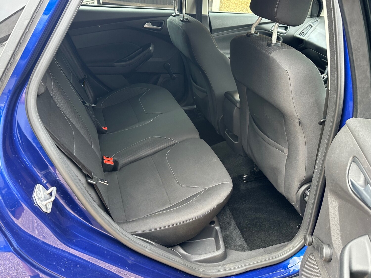 Used Ford Focus 2015 for sale - 76037286: Photo 16