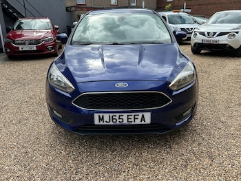 Used Ford Focus 2015 for sale - 76037286: Photo 2