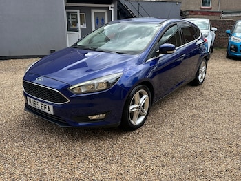 Used Ford Focus 2015 for sale - 76037286: Photo 3