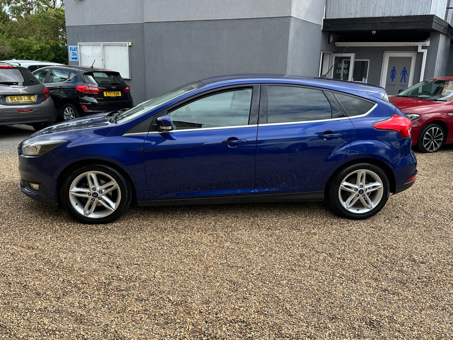Used Ford Focus 2015 for sale - 76037286: Photo 6