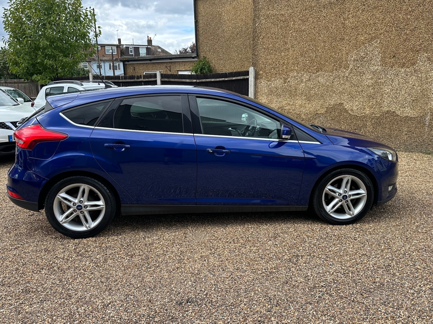 Used Ford Focus 2015 for sale - 76037286: Photo 8