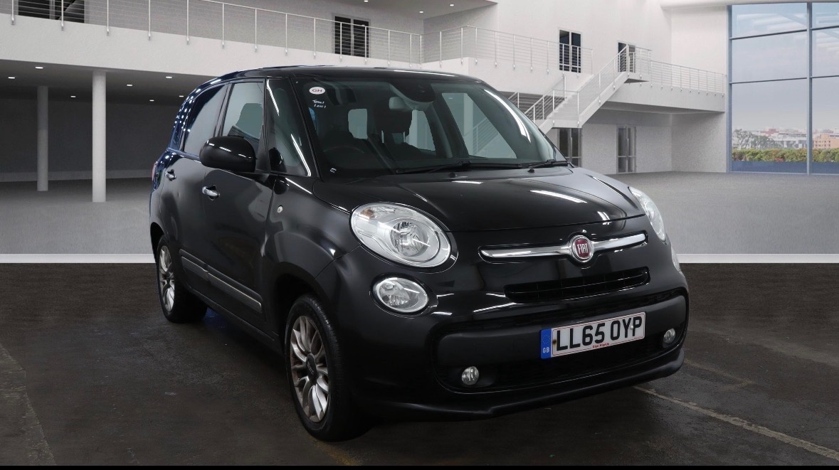 Used Fiat 500L 2016 for sale - 77303344: Photo 3