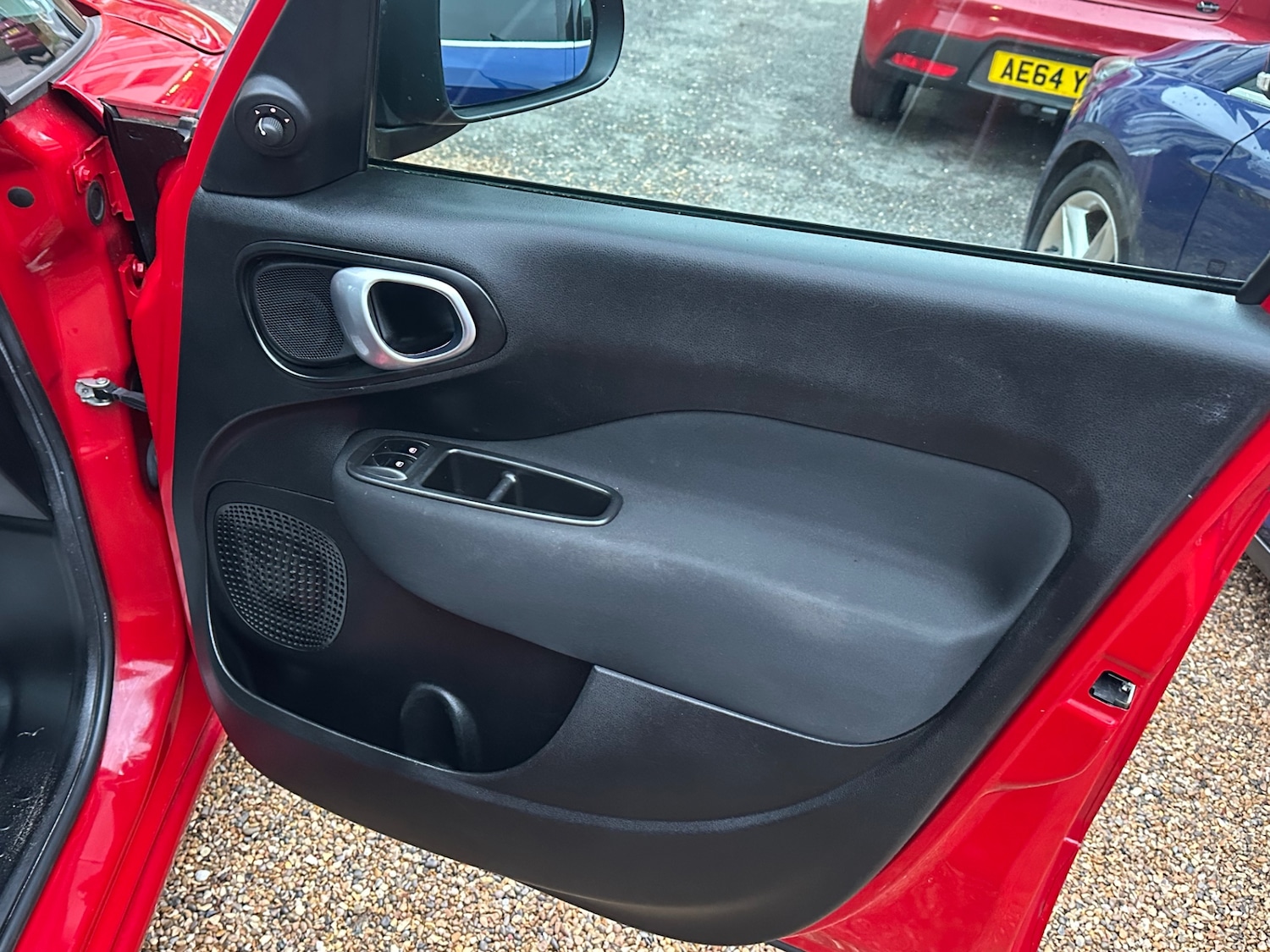 Used Fiat 500L 2016 for sale - 76719288: Photo 10