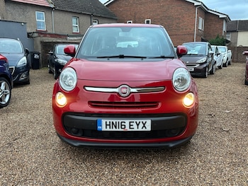 Used Fiat 500L 2016 for sale - 76719288: Photo
