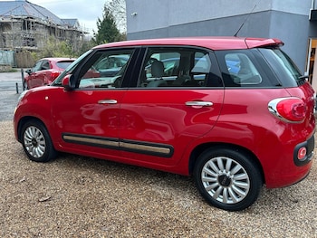 Used Fiat 500L 2016 for sale - 76719288: Photo