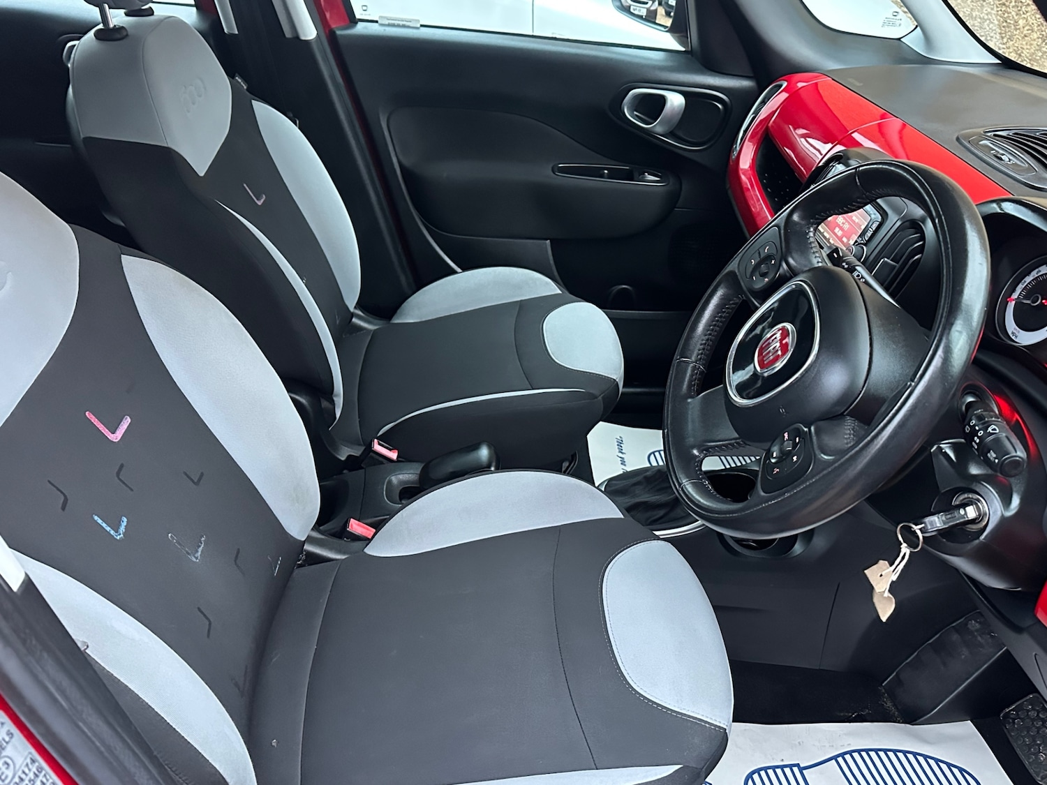 Used Fiat 500L 2016 for sale - 76719288: Photo 9