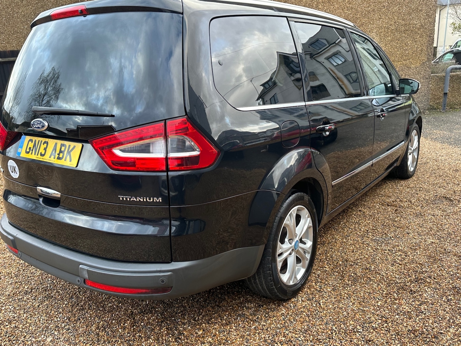 Used Ford Galaxy 2013 for sale - 77303262: Photo 21