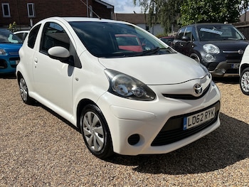 Used Toyota AYGO 2012 for sale - 75583231: Photo