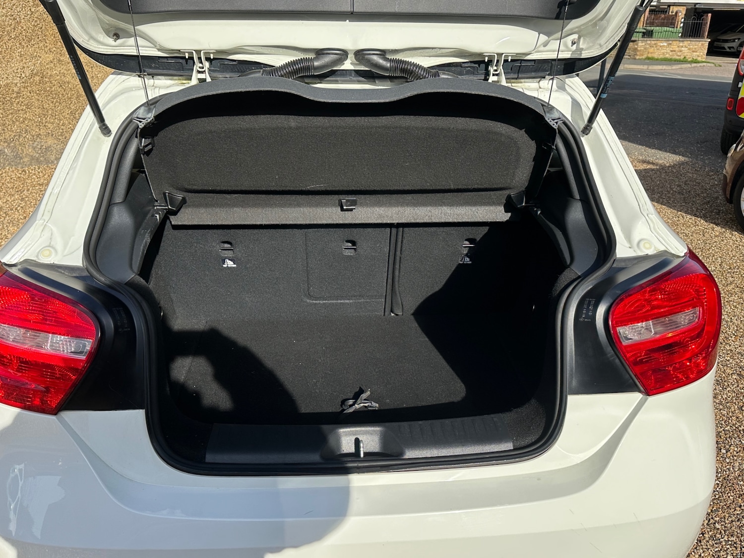 Used Mercedes-Benz A-Class 2013 for sale - 77582380: Photo 16