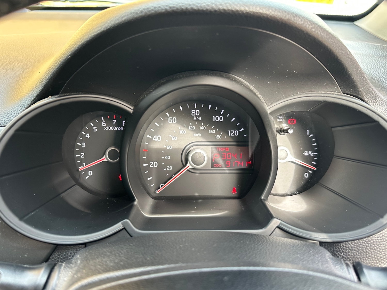 Used Kia Picanto 2014 for sale - 76381792: Photo 10