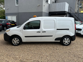 Used Nissan NV250 2020 for sale - 76037265: Photo
