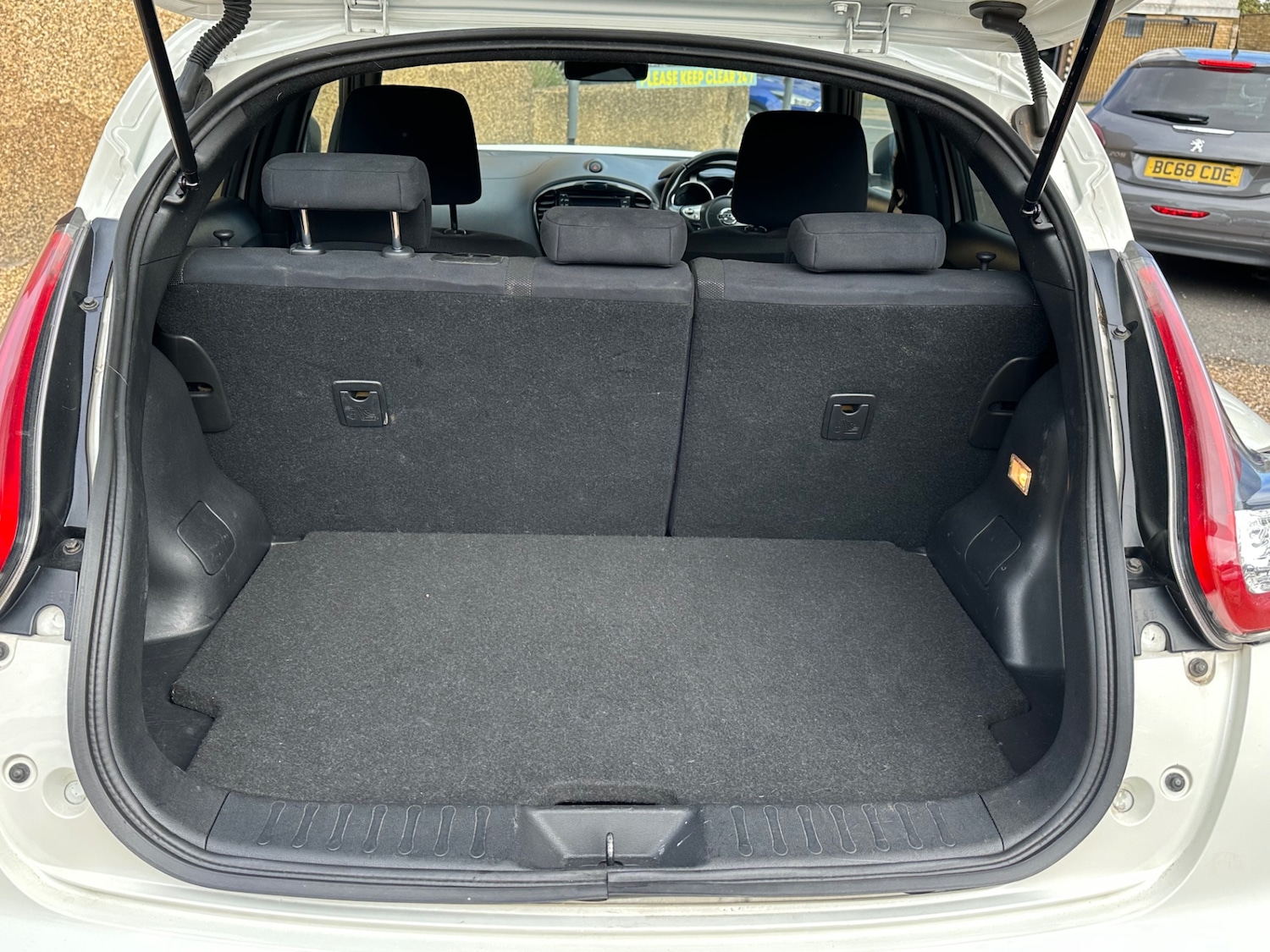 Used Nissan Juke 2016 for sale - 76037271: Photo 16