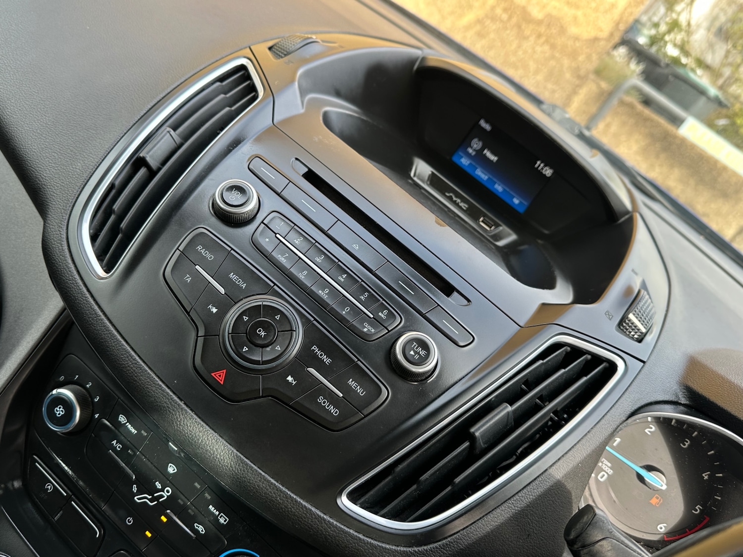 Used Ford C-Max 2016 for sale - 76381820: Photo 14