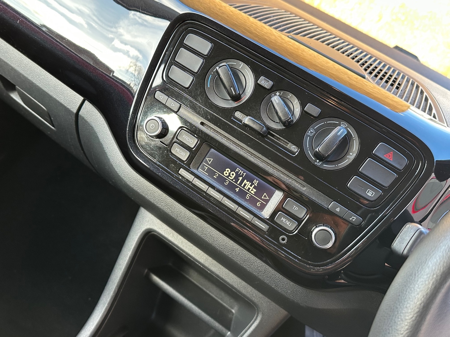 Used Volkswagen up! 2015 for sale - 77393569: Photo 13