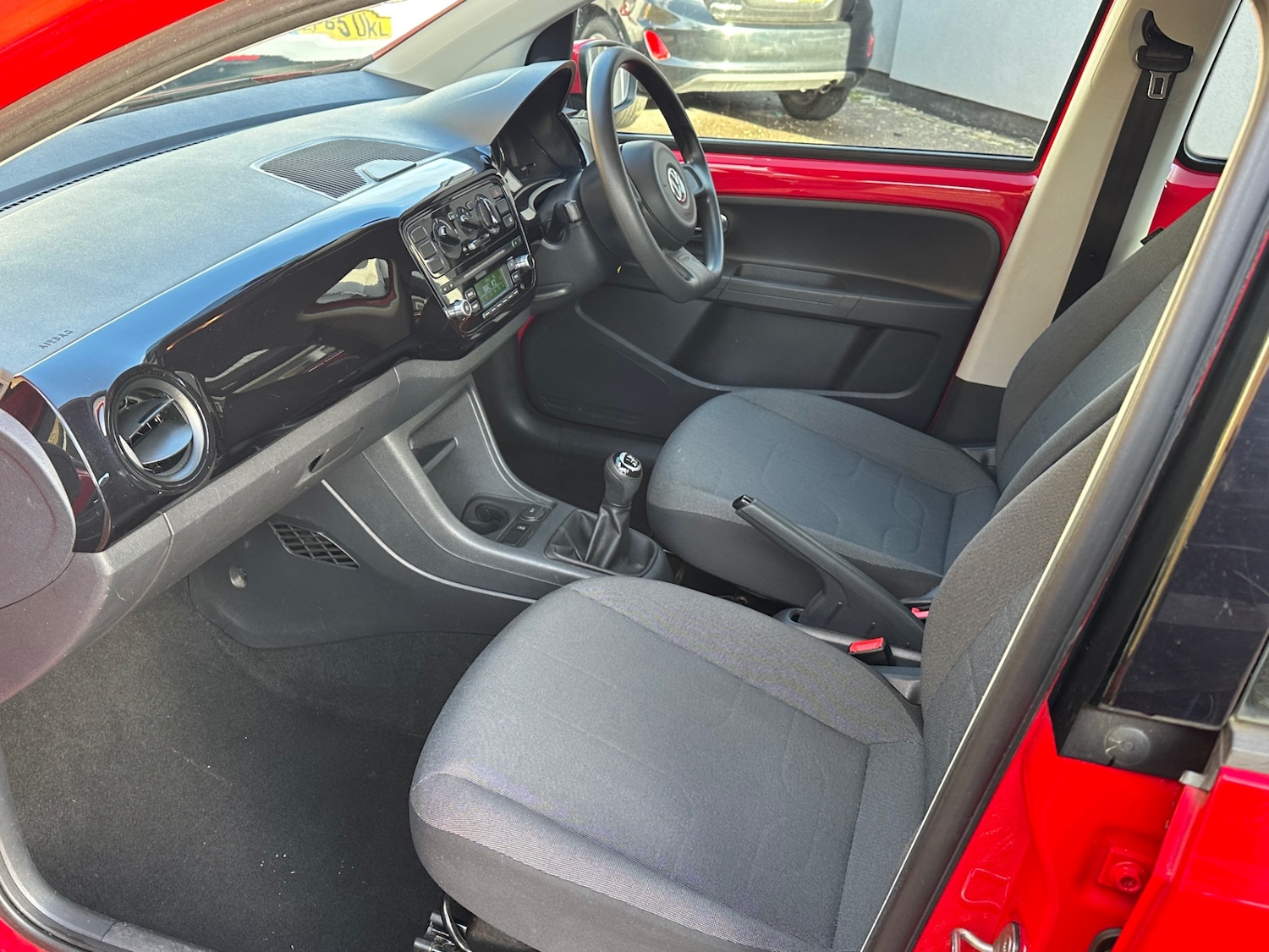 Used Volkswagen up! 2015 for sale - 77393569: Photo 20