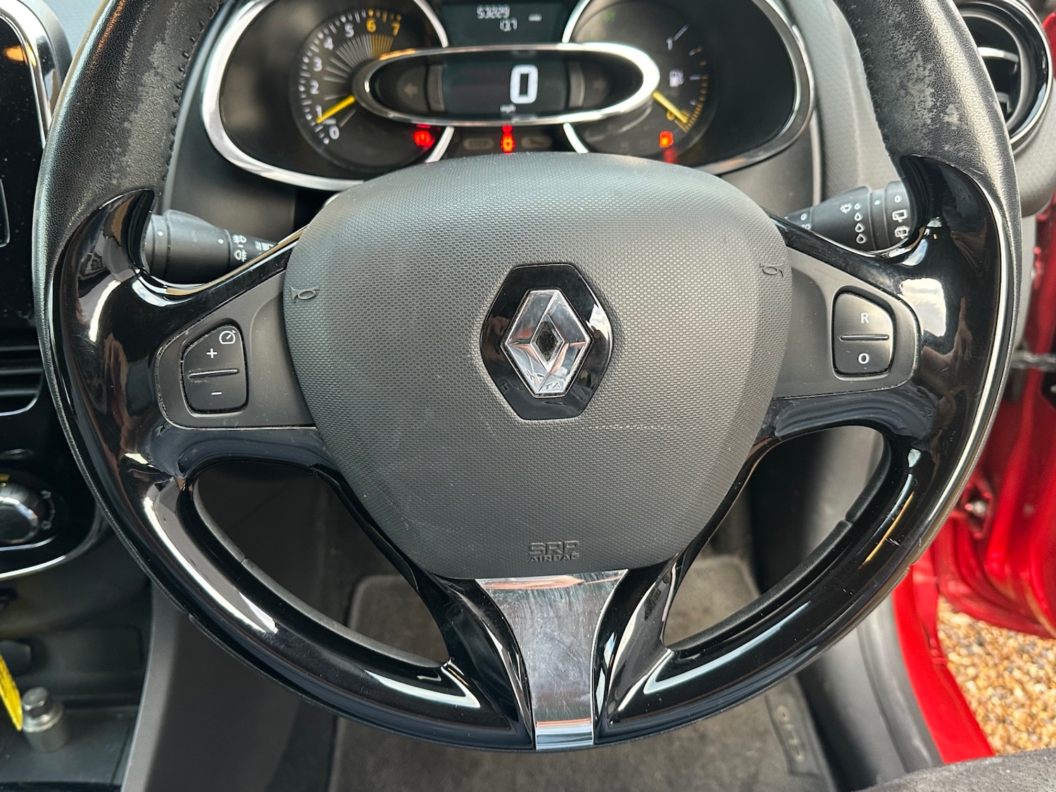 Used Renault Clio 2014 for sale - 77125074: Photo 14