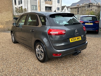 Used Citroen C4 Picasso 2014 for sale - 77011810: Photo