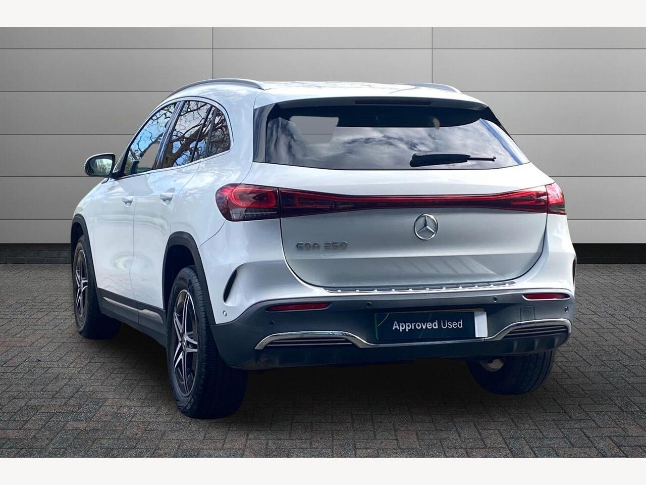 Used Mercedes-Benz EQA 2022 for sale - 78084781: Photo 2