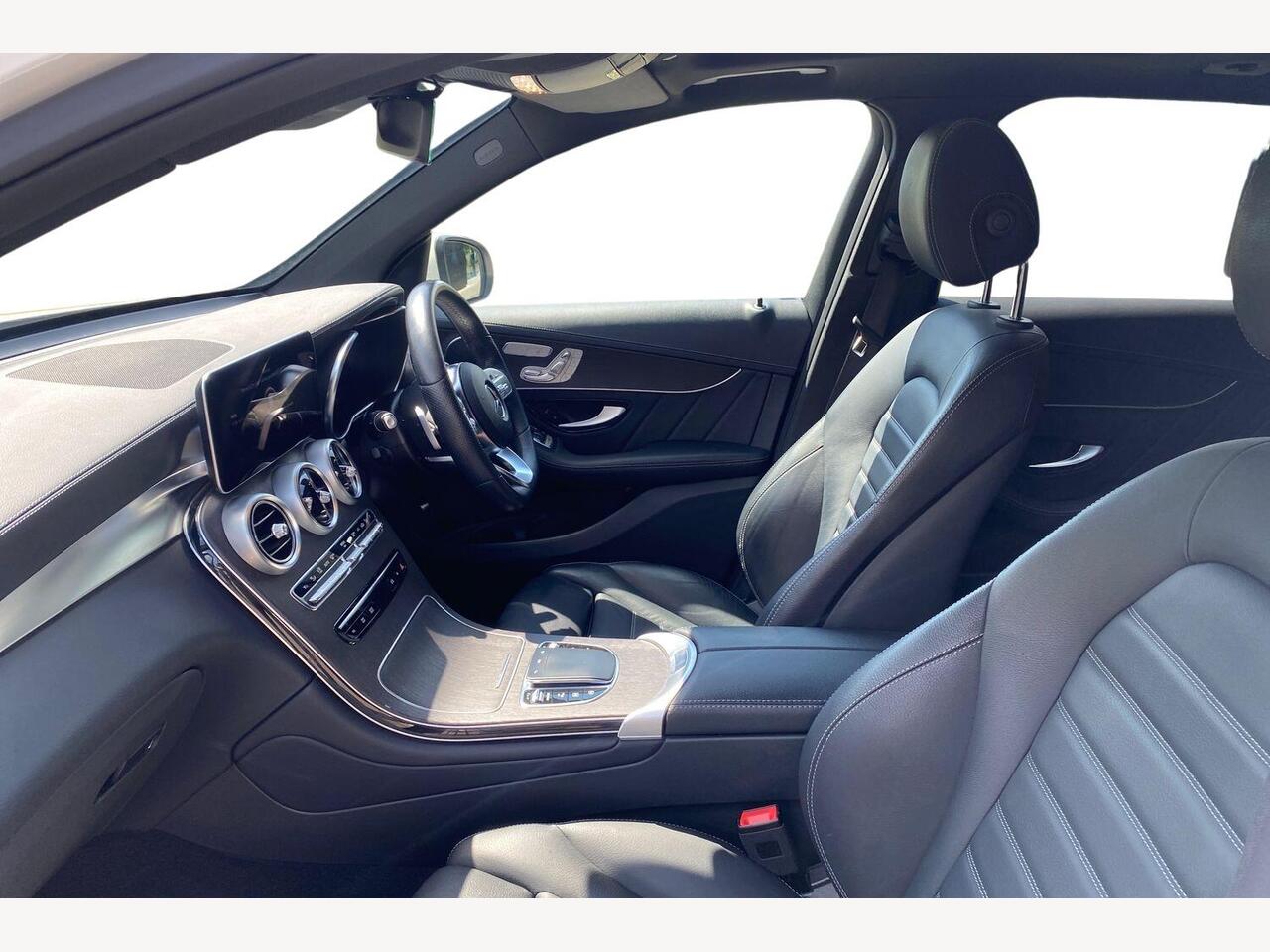 Used Mercedes-Benz GLC 2022 for sale - 76745002: Photo 9