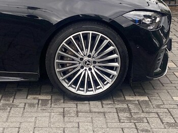 Used Mercedes-Benz C Class 2024 for sale - 78469308: Photo