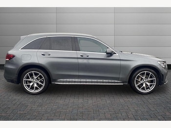 Used Mercedes-Benz GLC 2019 for sale - 76673814: Photo