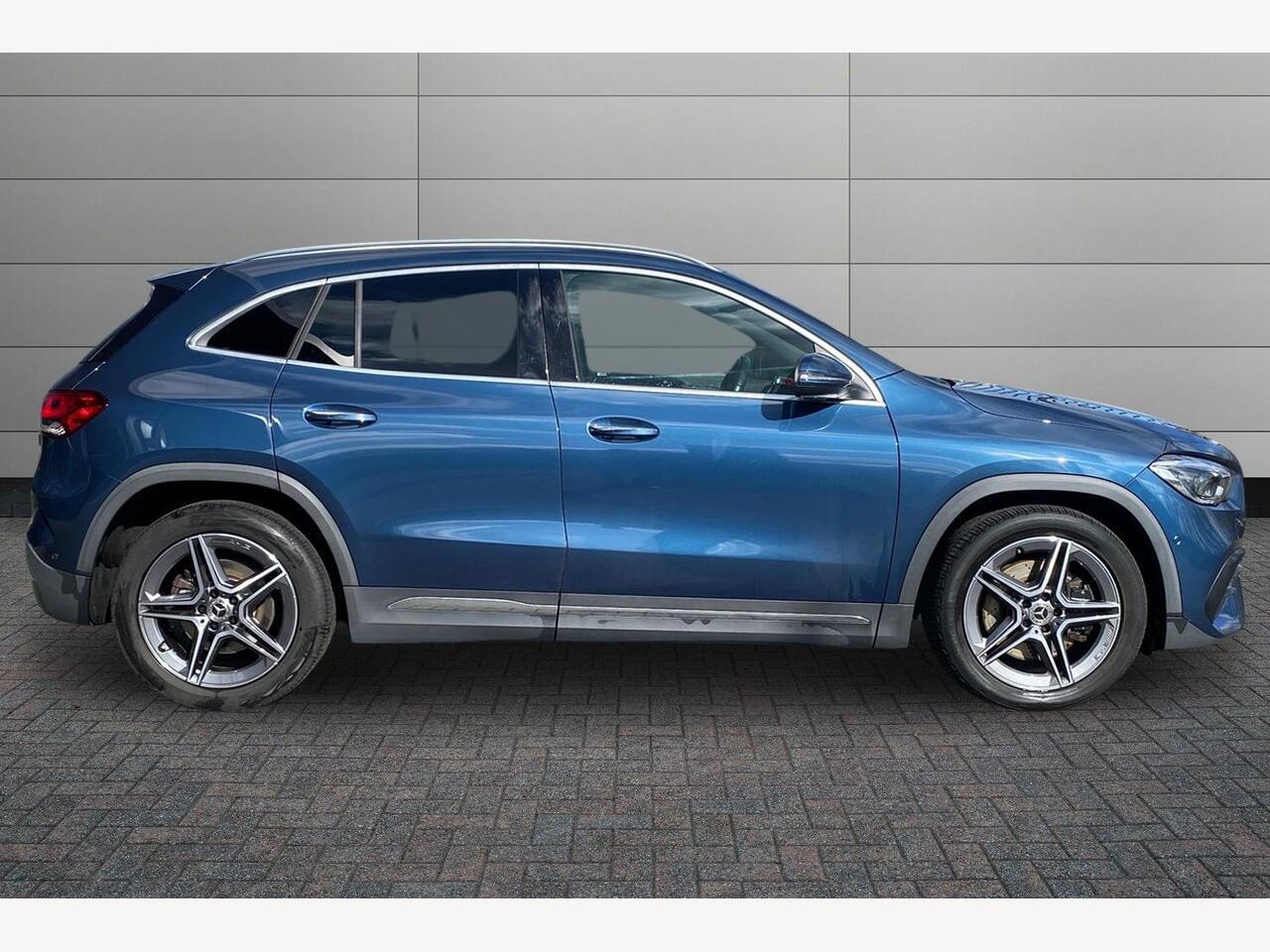 Used Mercedes-Benz GLA 2021 for sale - 77739861: Photo 3