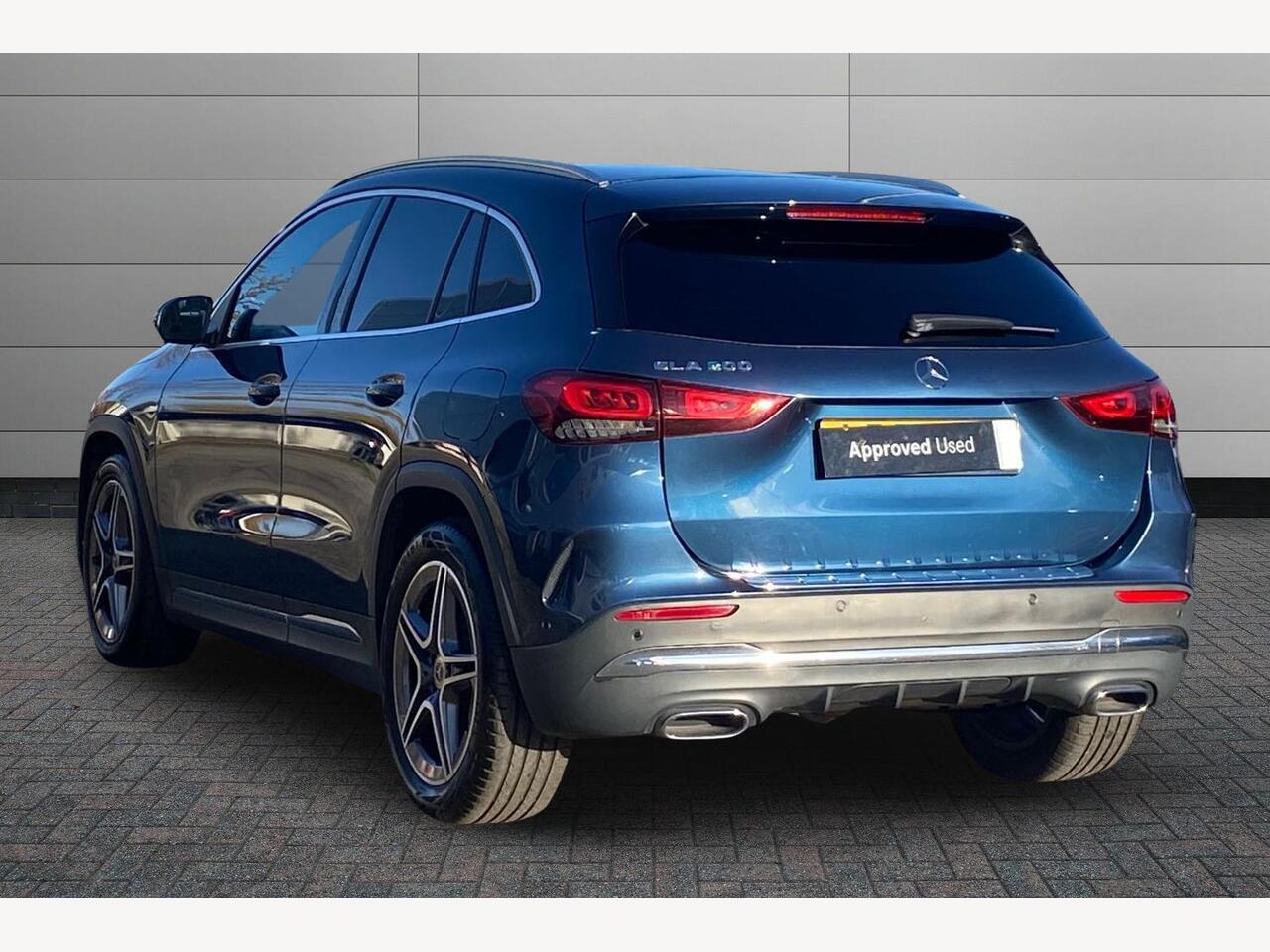 Used Mercedes-Benz GLA 2021 for sale - 76787960: Photo 2