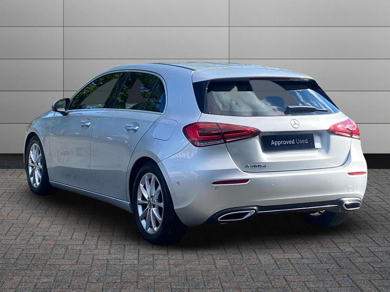 Used Mercedes-Benz A-Class 2020 for sale - 76680925: Photo 2