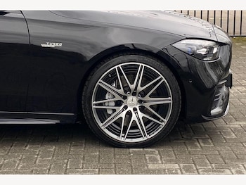 Used Mercedes-Benz C Class 2025 for sale - 77613977: Photo