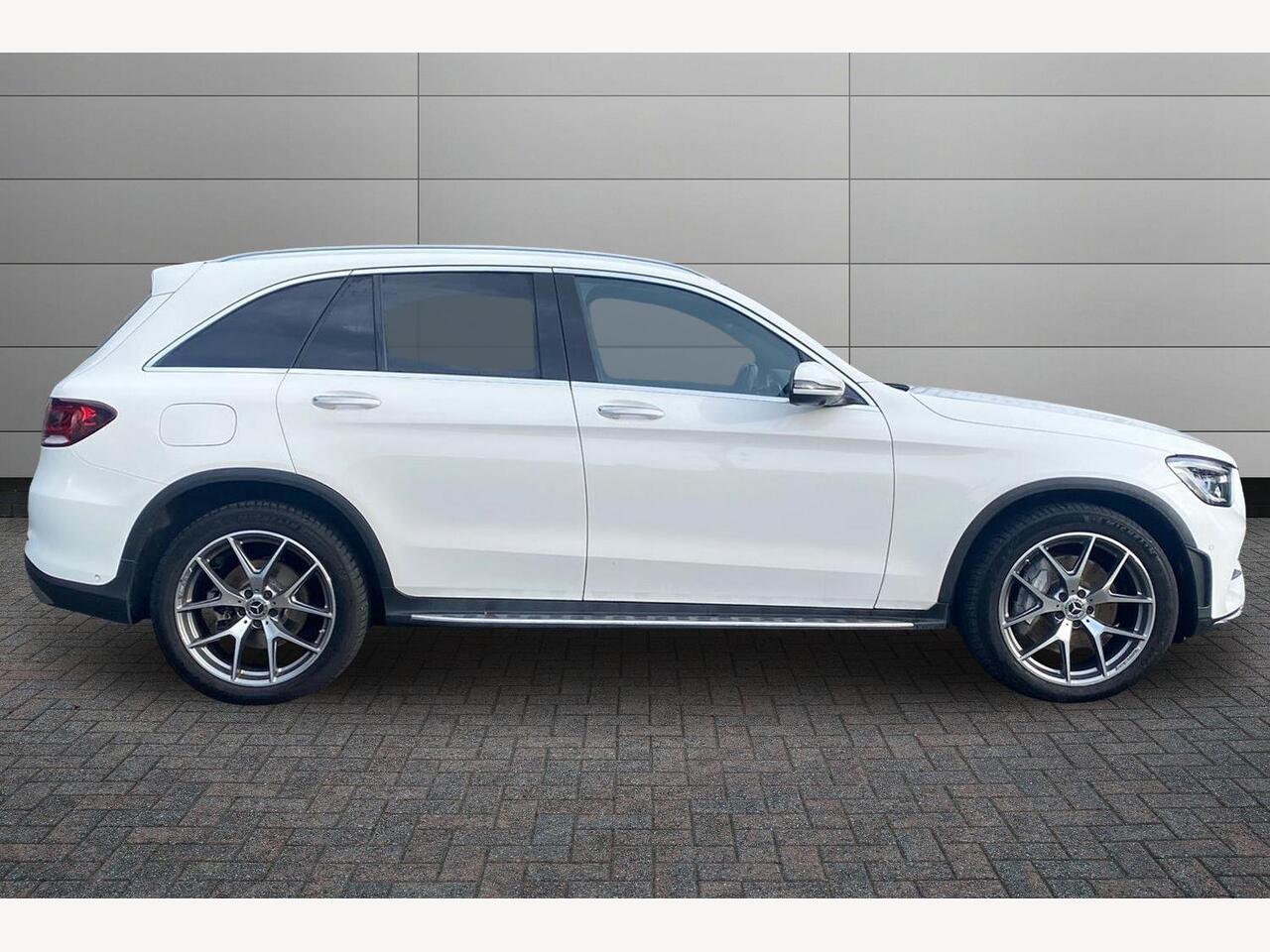Used Mercedes-Benz GLC 2021 for sale - 76674591: Photo 3