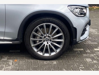 Used Mercedes-Benz GLC 2022 for sale - 76675541: Photo