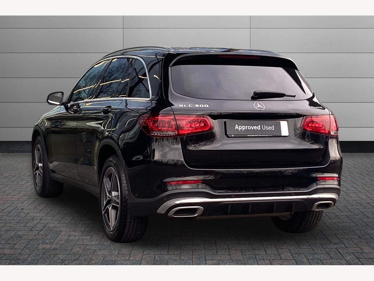 Used Mercedes-Benz GLC 2020 for sale - 77770889: Photo 2