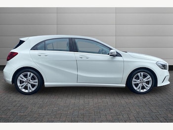 Used Mercedes-Benz A-Class 2018 for sale - 77910916: Photo