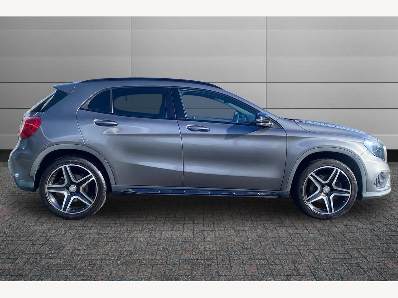 Used Mercedes-Benz GLA 2016 for sale - 77927023: Photo 3