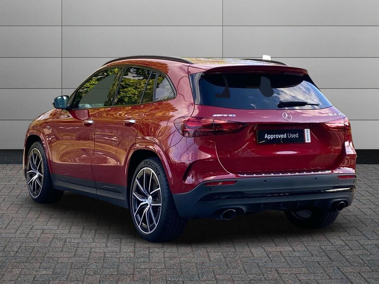 Used Mercedes-Benz GLA 2024 for sale - 76677112: Photo 2