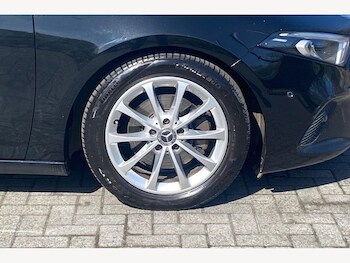 Used Mercedes-Benz A-Class 2019 for sale - 78360602: Photo