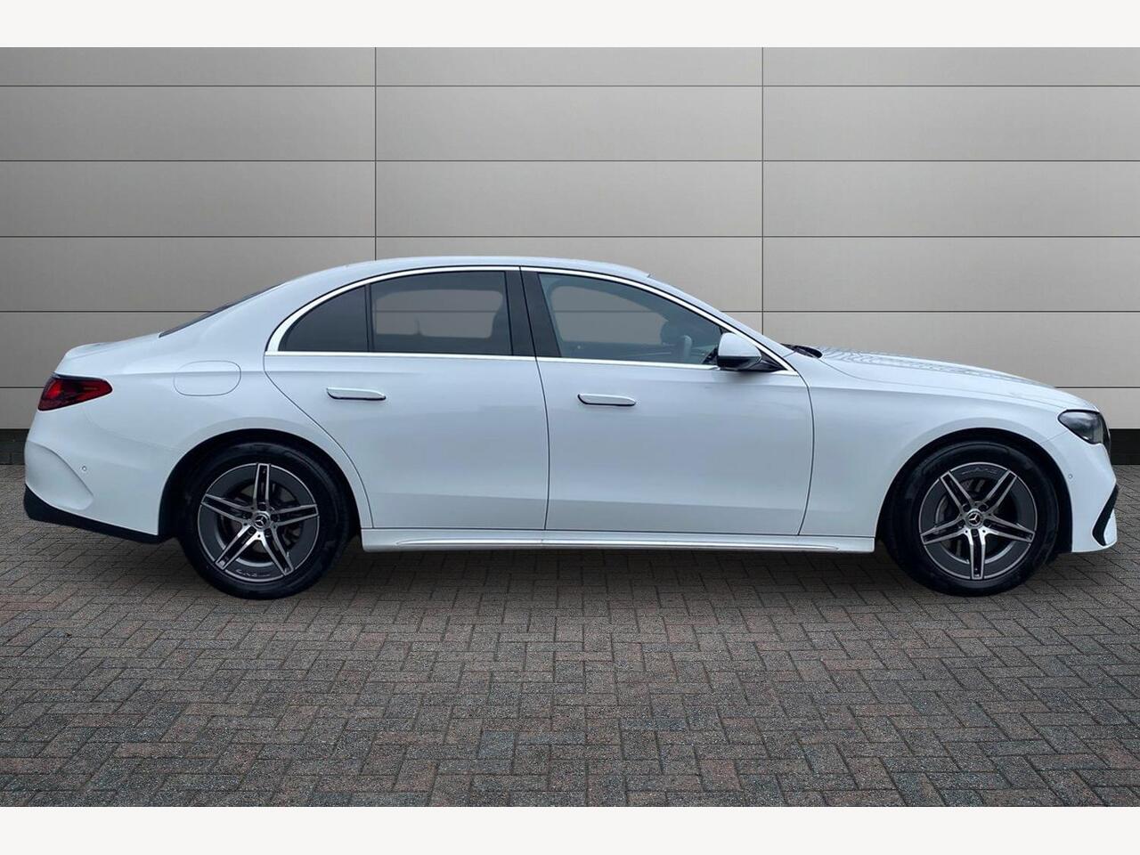 Used Mercedes-Benz E Class 2025 for sale - 78141156: Photo 3