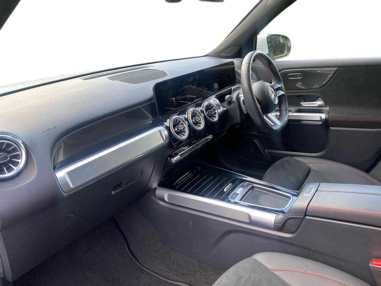 Used Mercedes-Benz GLB 2024 for sale - 76677557: Photo 9