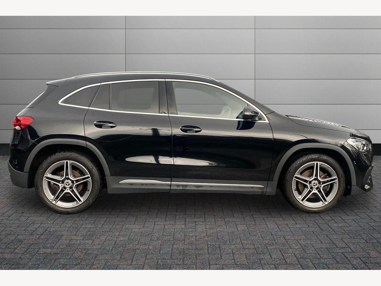 Used Mercedes-Benz GLA 2021 for sale - 76681287: Photo 3