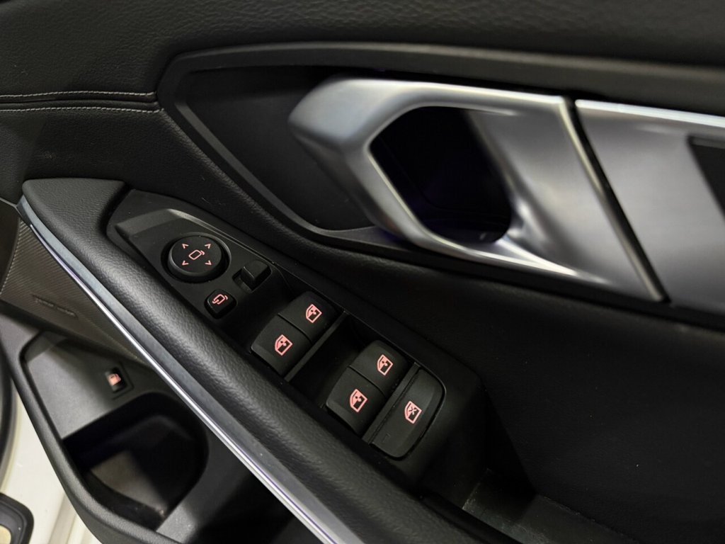 Used BMW 3 Series 2019 for sale - 77952756: Photo 28