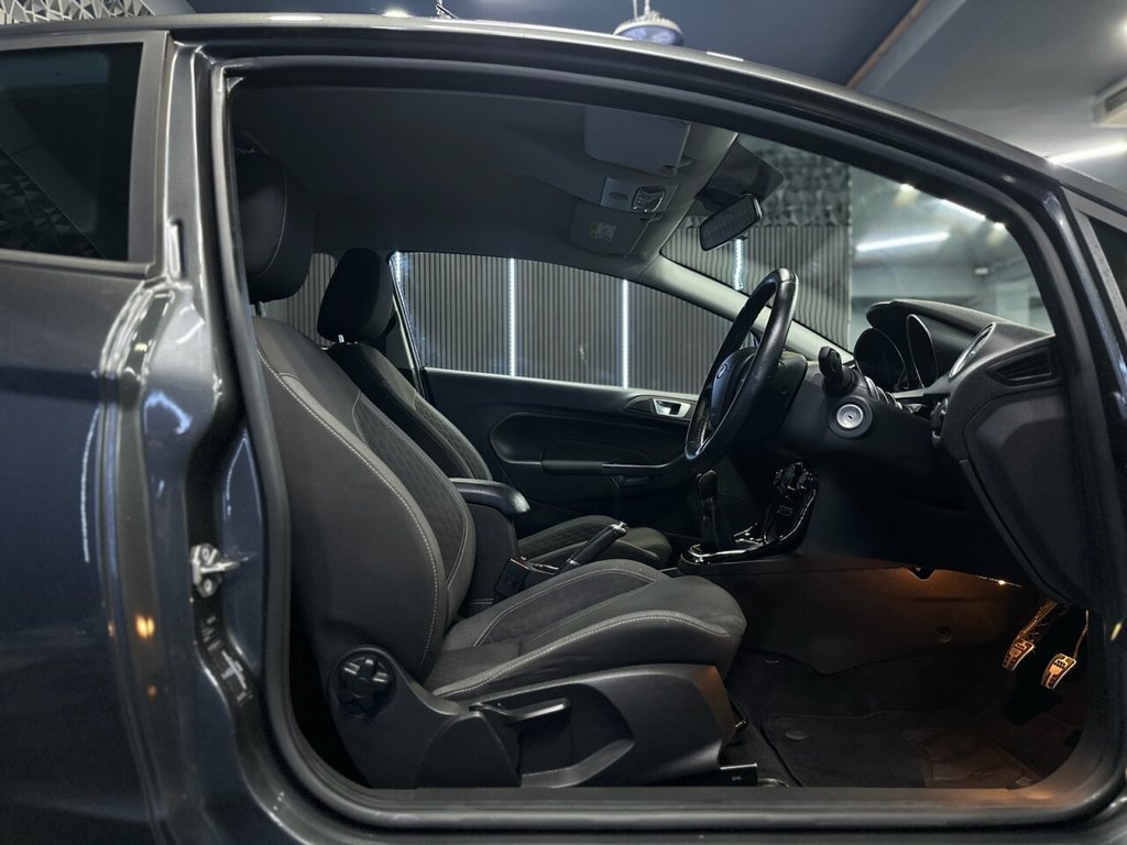 Used Ford Fiesta 2015 for sale - 76768033: Photo 18