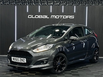Used Ford Fiesta 2015 for sale - 76768033: Photo