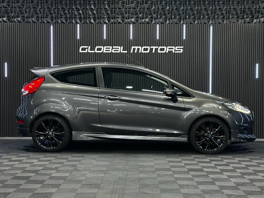 Used Ford Fiesta 2015 for sale - 76768033: Photo 6