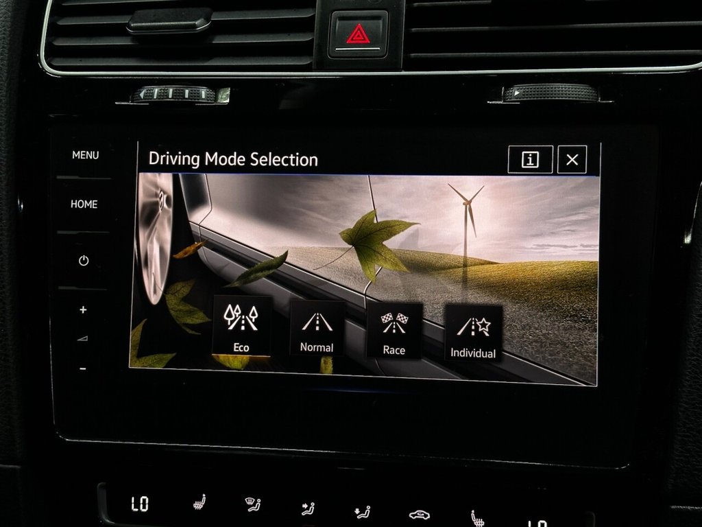 Used Volkswagen Golf 2017 for sale - 77976353: Photo 29