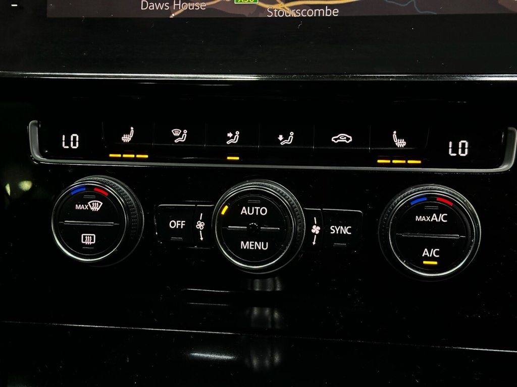 Used Volkswagen Golf 2017 for sale - 77976353: Photo 31